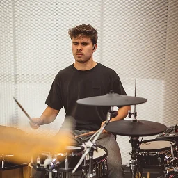 Portrait-Foto von Julian Rau